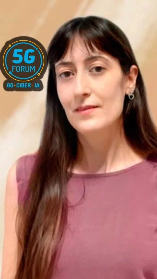 🎙️ 𝗦𝗽𝗲𝗮𝗸𝗲𝗿: 𝗔𝗻𝗻𝗮 𝗙𝗲𝗿𝗿𝗮𝗻𝗱𝗼 𝗚𝘂𝗶𝗹𝗹𝗲𝗺, Cybersecurity Service Manager en @babel_espana

🗣️ 𝗘𝗻𝘁𝗿𝗲𝘃𝗶𝘀𝘁𝗮 𝗦𝗧𝗘𝗠

➡️️ '𝟓𝐆 𝐅𝐨𝐫𝐮𝐦': 𝟏𝟐-𝟏𝟓 𝐦𝐚𝐲𝐨 𝟐𝟎𝟐𝟔

📍 2 jornadas presenciales en el @auditoriocartuja de @sevillatechpark, y 2 virtuales.

#5GForum26 #5G #6G #IA #ciberseguridad