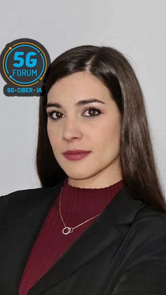 🎙️ 𝗦𝗽𝗲𝗮𝗸𝗲𝗿: 𝗖𝗮𝗿𝗺𝗲𝗻 𝗕𝗮𝗿𝗿𝗮𝗻𝘁𝗲𝘀, Program Manager Innovación 5G & B5G en Gamma Solutions

🗣️ 𝗘𝗻𝘁𝗿𝗲𝘃𝗶𝘀𝘁𝗮 𝗦𝗧𝗘𝗠

➡️️ '𝟓𝐆 𝐅𝐨𝐫𝐮𝐦': 𝟏𝟐-𝟏𝟓 𝐦𝐚𝐲𝐨 𝟐𝟎𝟐𝟔

📍 2 jornadas presenciales en el @auditoriocartuja de @sevillatechpark, y 2 virtuales.

#5GForum26 #5G #6G #IA #ciberseguridad